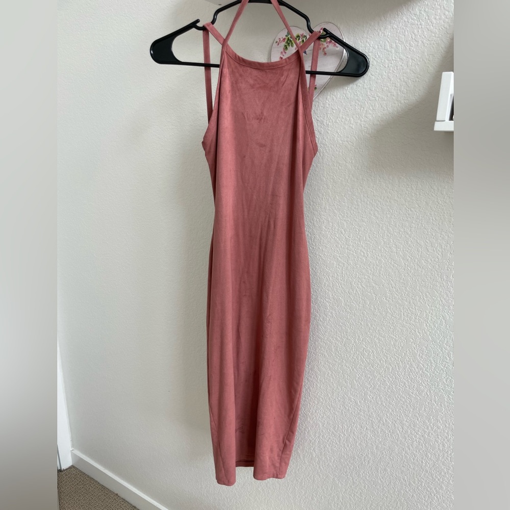 Low back mauve dress